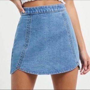 Pacsun light blue denim mini skirt with scalloped details jean skirt size 26
